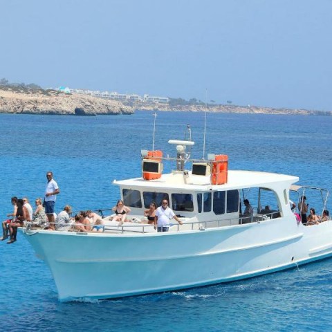 hajós kirándulás ciprusi teknősökkel