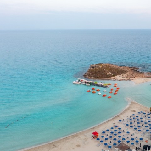 Ciprus, strand túra, egyéni program, rejtett öblök, ciprusi nyaralás, ciprusi tengerpart, ciprusi strandok cipruson, privát kirándulás,