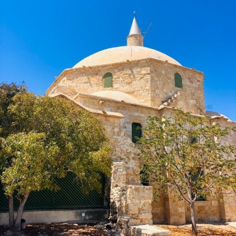 ciprus-larnaca-varosnezo-program
